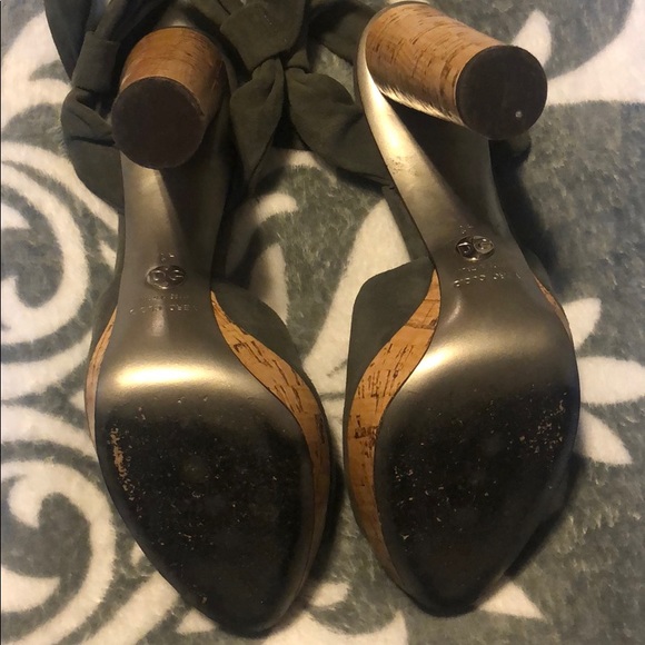 Dolce & Gabbana designer cork and suede wrap heels - Picture 3 of 8